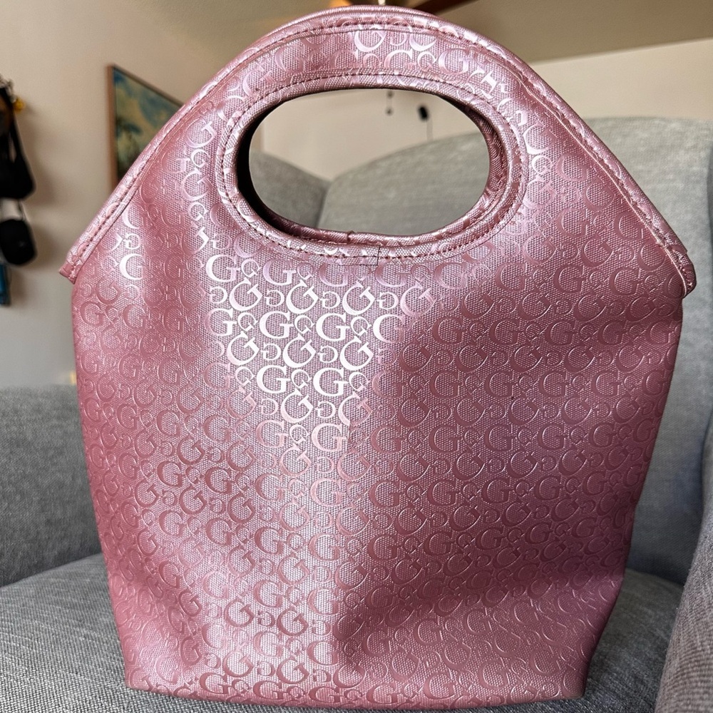 Guess Pink Tote Bag with Curved Handle and Textured Finish - Picture 5 of 6